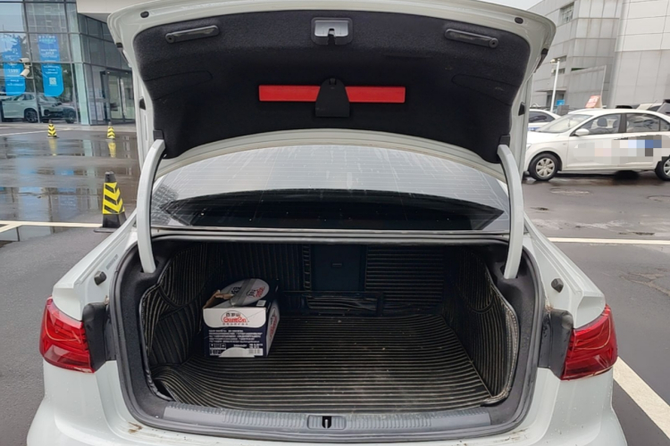 Audi A3 2019 immagine di auto #21