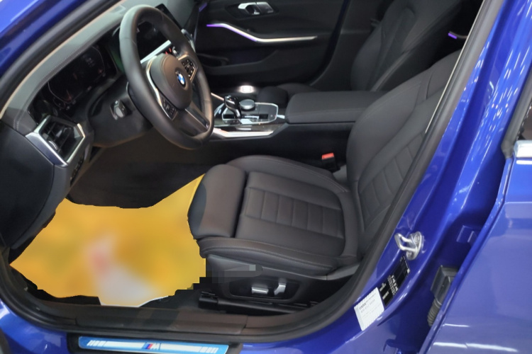 BMW 3 Series 2019 изображение автомобиля #15