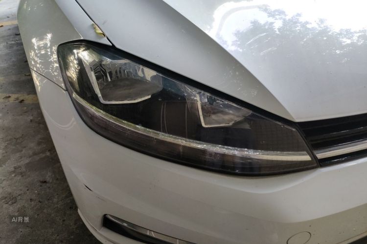 Volkswagen Golf 2019 car image #8