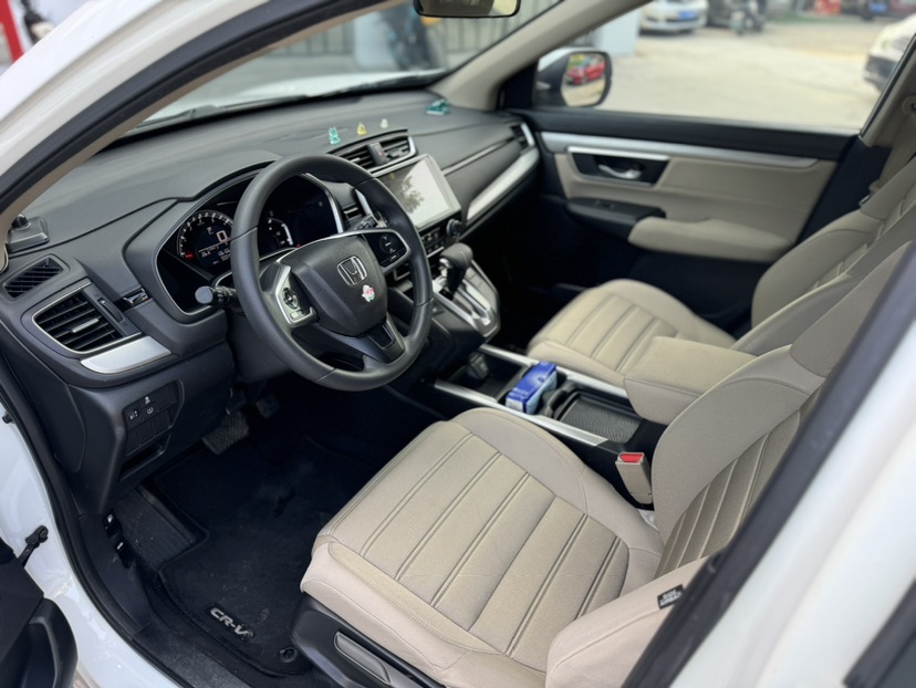 Honda CR-V 2017 immagine di auto #4