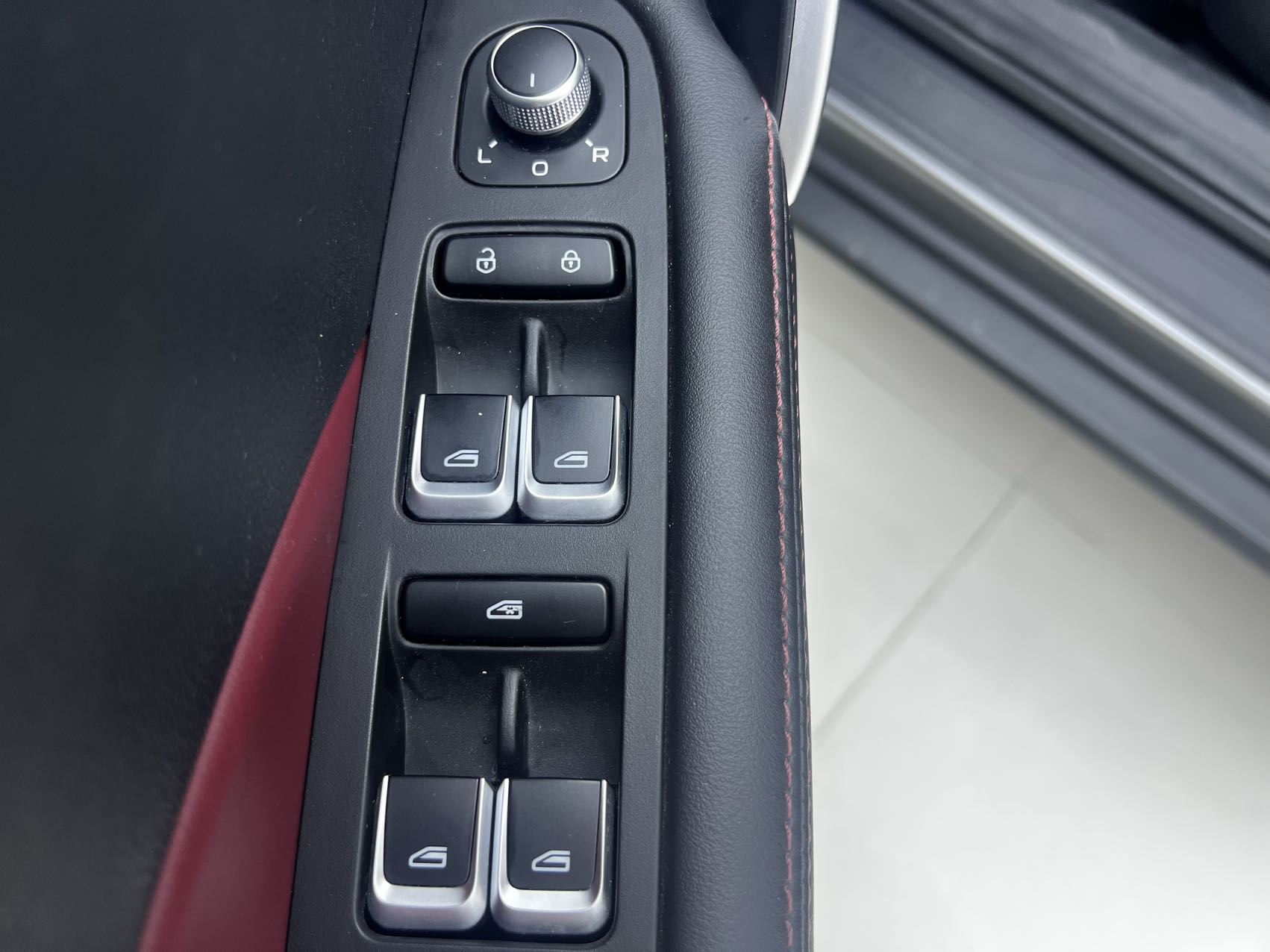 GEELY Coolray 2021 image de voiture #15