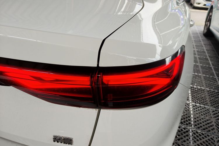 GEELY Emgrand 2023 car image #8