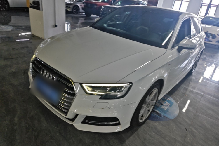 Audi A3 2021 #2 Audi A3 2021 صورة سيارة #2