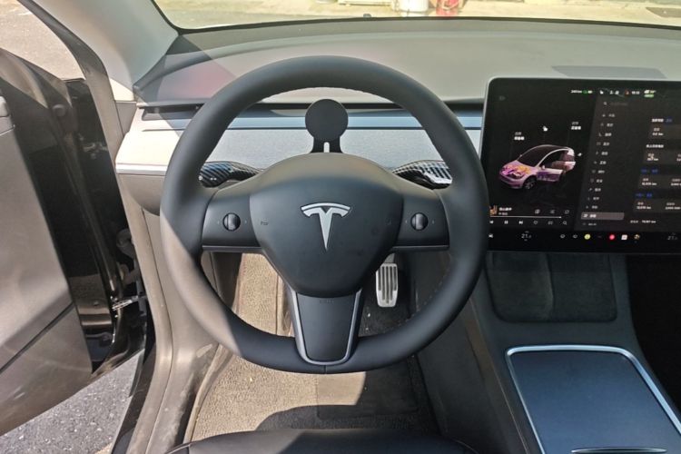 Tesla Model Y 2022 #11 Tesla Model Y 2022 car image #11