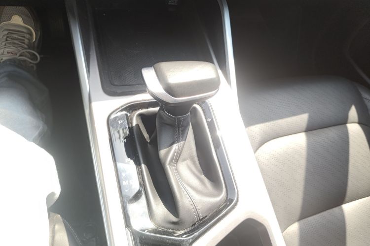 GEELY Emgrand 2021 #14 GEELY Emgrand 2021 car image #14