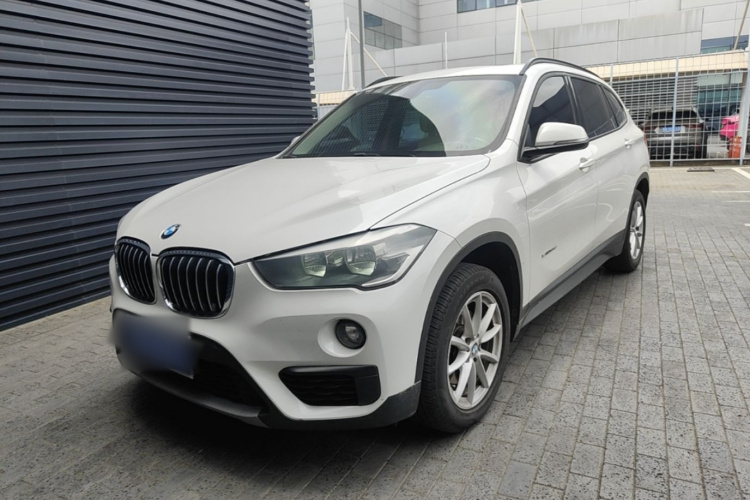 BMW X1 2017 #2 BMW X1 2017 car image #2