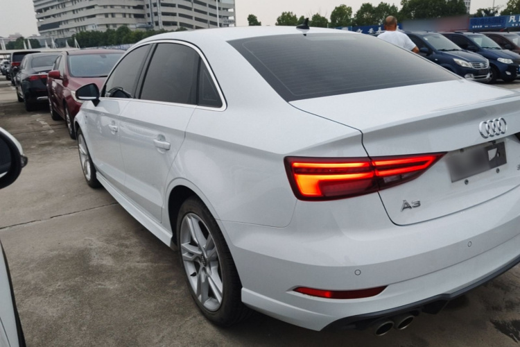 Audi A3 2020 immagine di auto #5