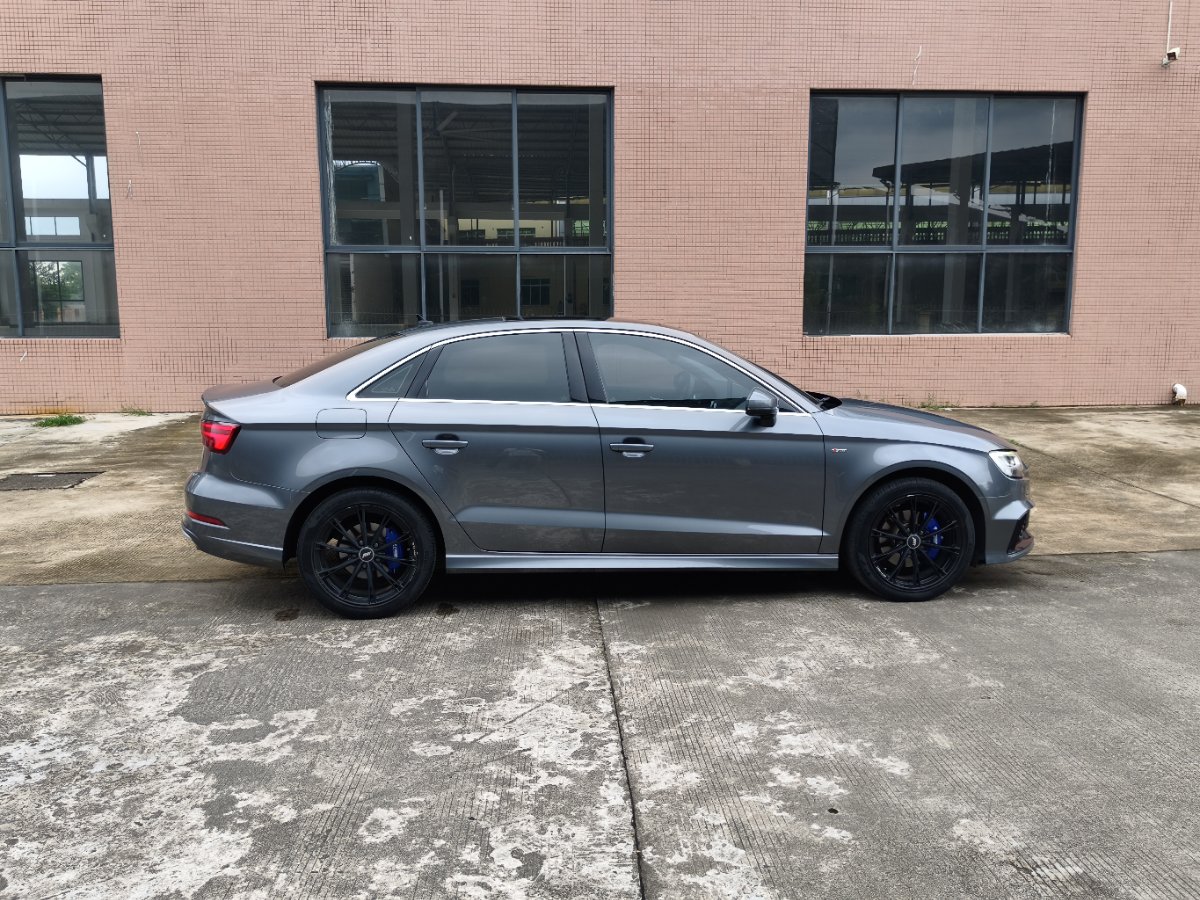 Audi A3 2020 car image #4