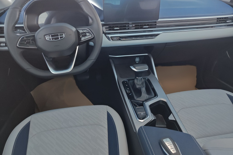 GEELY Emgrand 2022 #9 GEELY Emgrand 2022 car image #9
