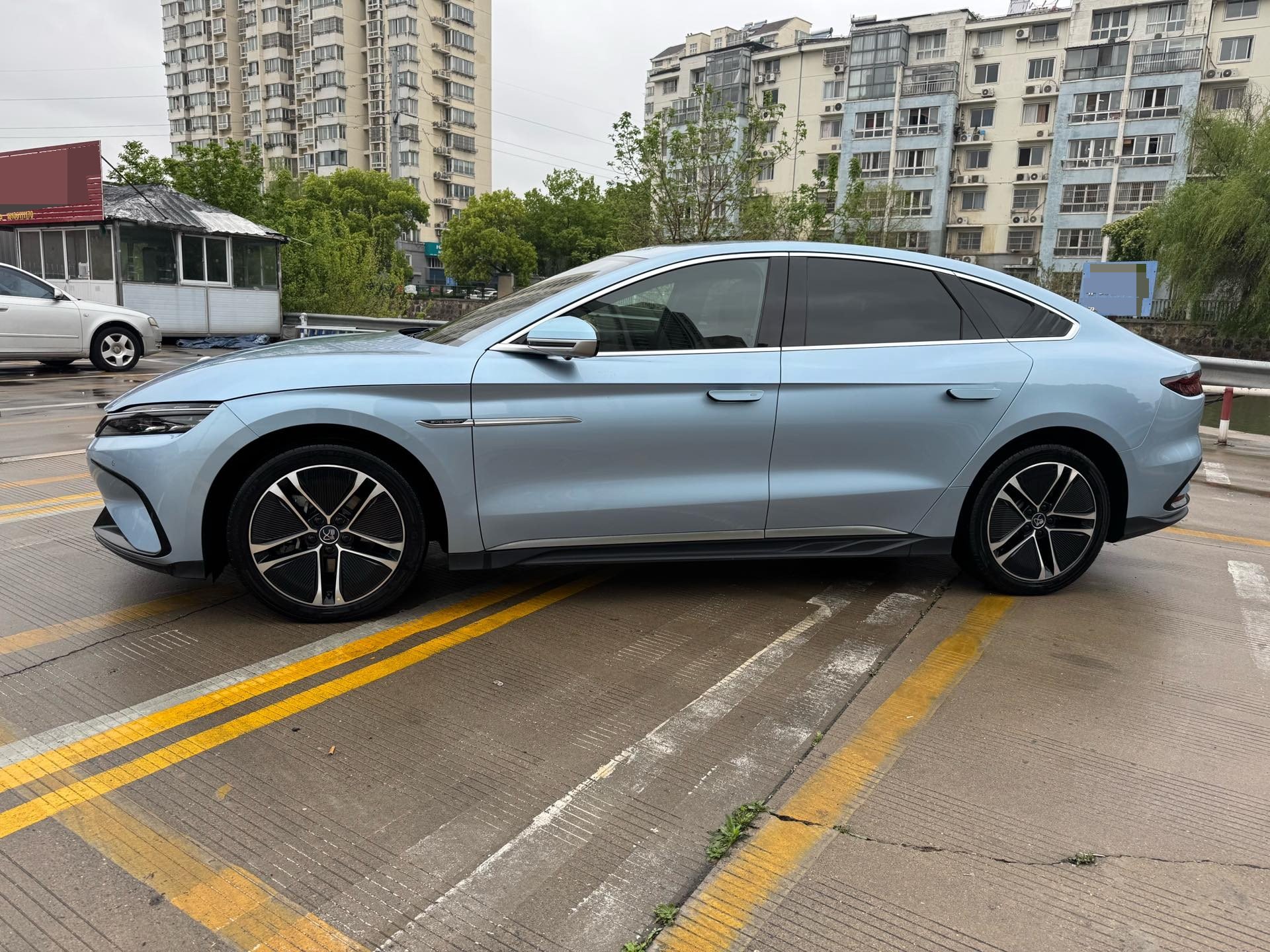 比亚迪 汉 2023 汽车图片 #3