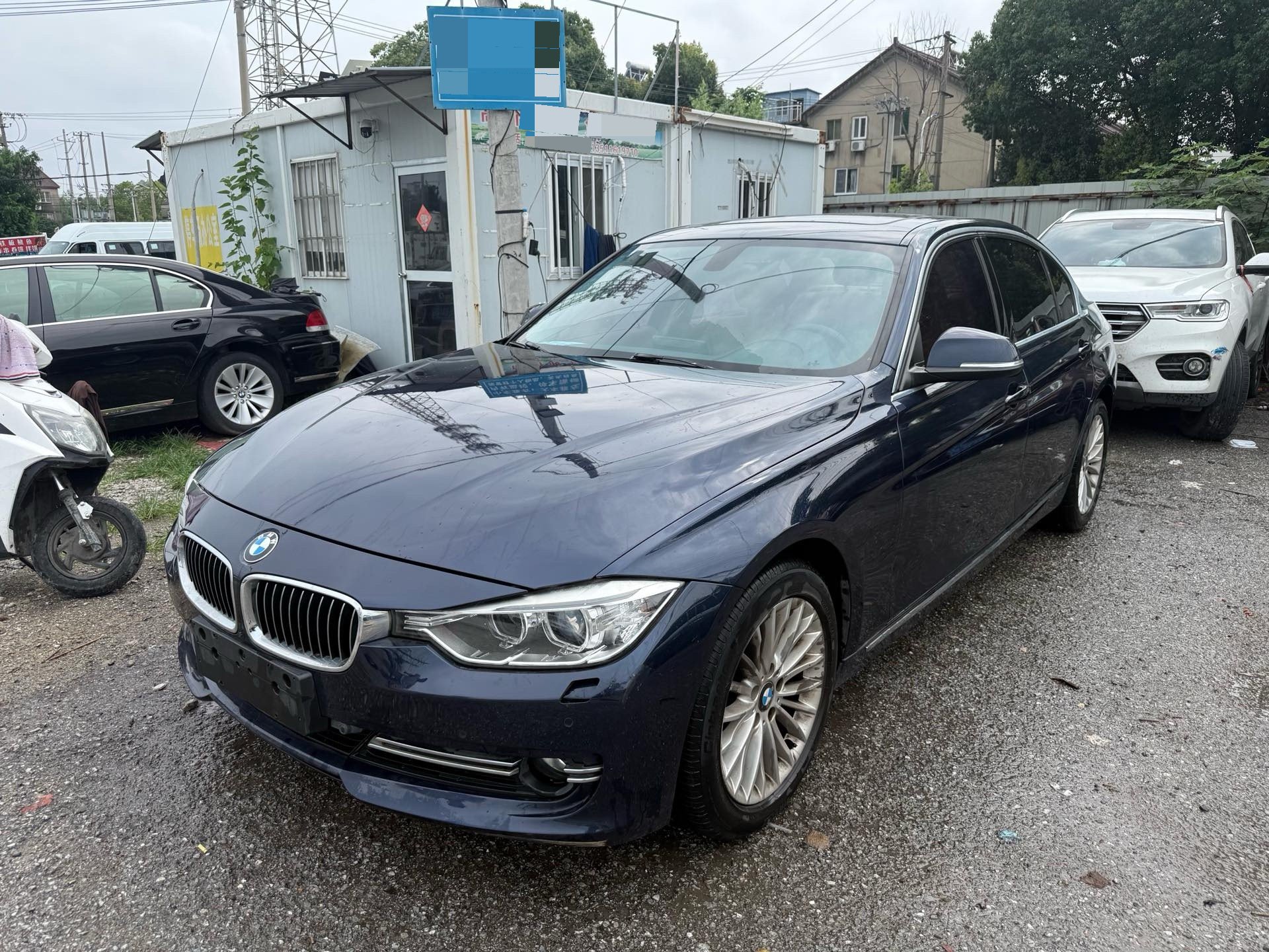 BMW 3 Series 2013 car image 