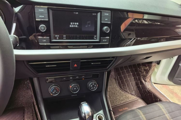 Volkswagen Lavida 2020 car image #13