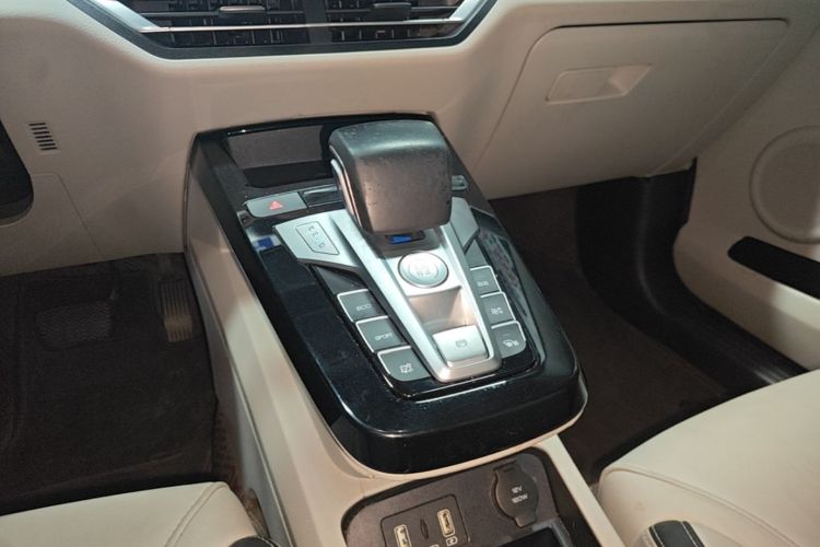 BYD Yuan Pro 2021 car image #18