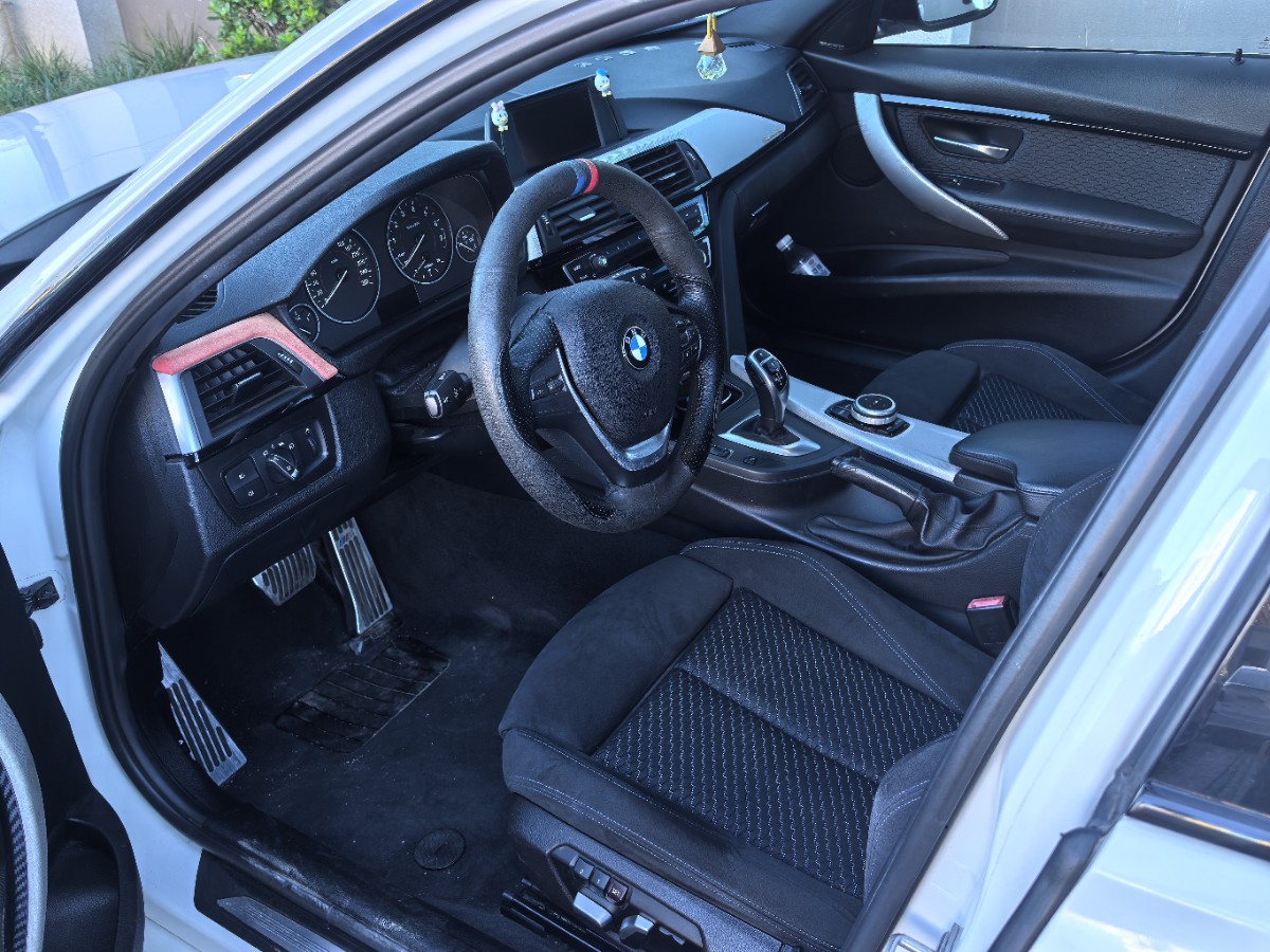 BMW 3 Series 2017 car image #3