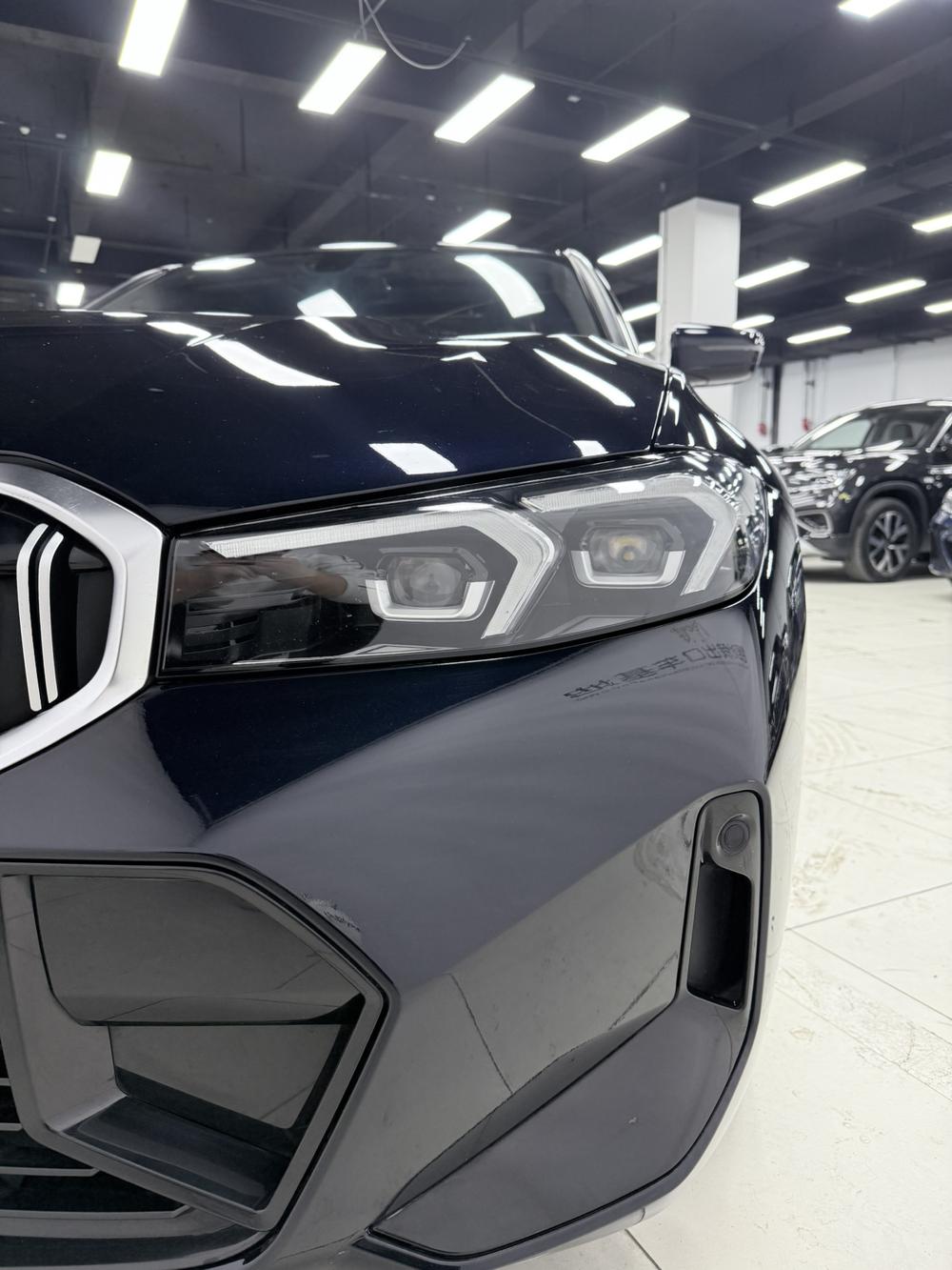 BMW 3 Series 2023 #8 BMW 3 Series 2023 car image #8