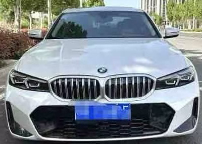 BMW 3 Series 2024 car image #2