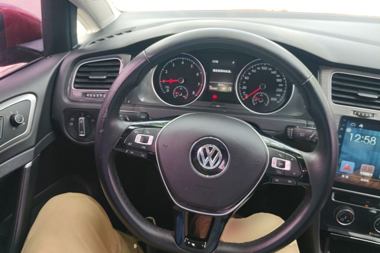 Volkswagen Golf 2018 #11 Volkswagen Golf 2018 car image #11