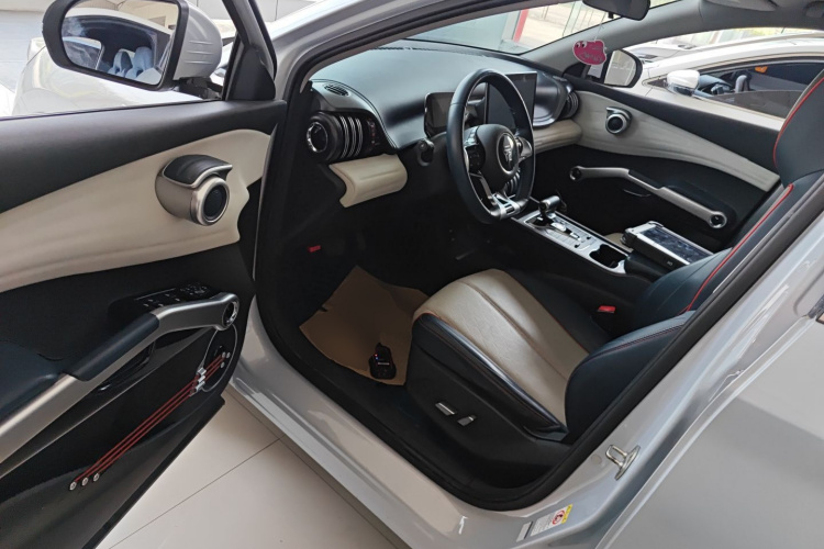 BYD Yuan Plus 2022 صورة سيارة #16