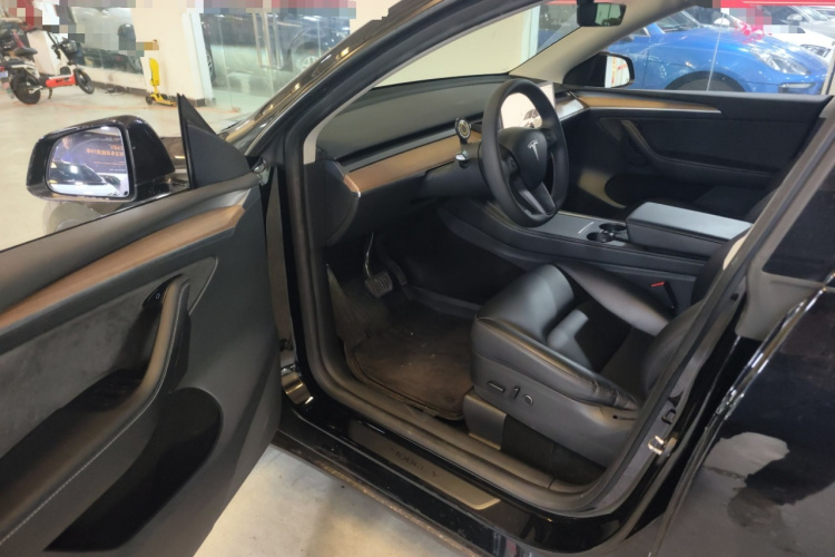 Tesla Model Y 2022 #16 Tesla Model Y 2022 immagine di auto #16