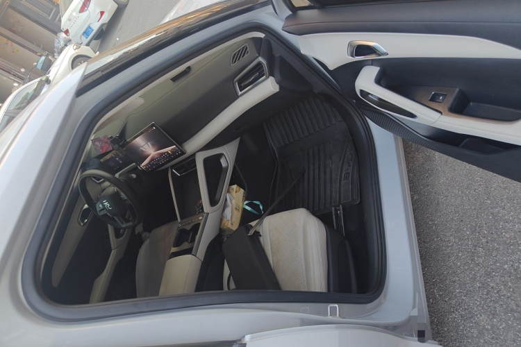 BYD YuanUP 2025 car image #21