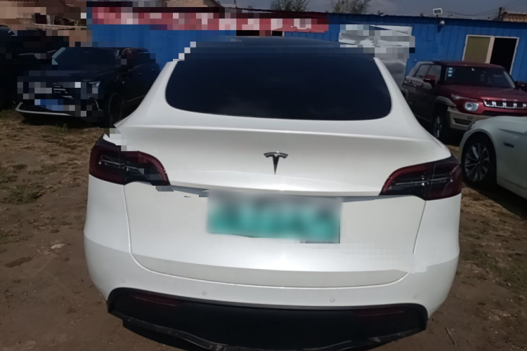 Tesla Model Y 2023 #6 Tesla Model Y 2023 immagine di auto #6