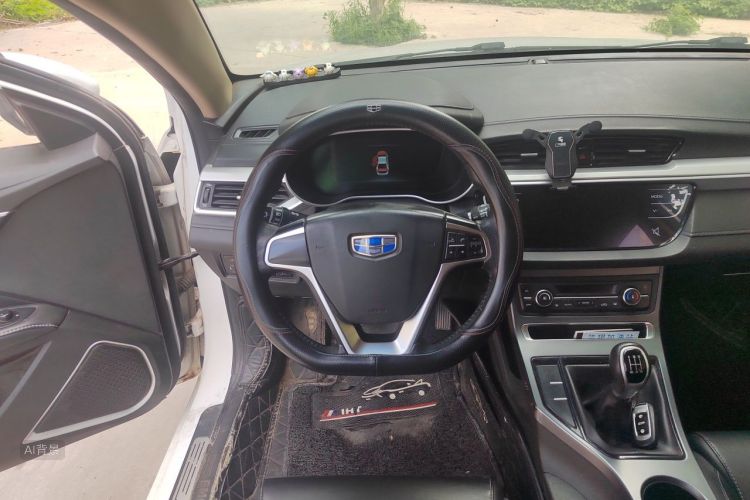 GEELY Emgrand 2019 #12 GEELY Emgrand 2019 car image #12