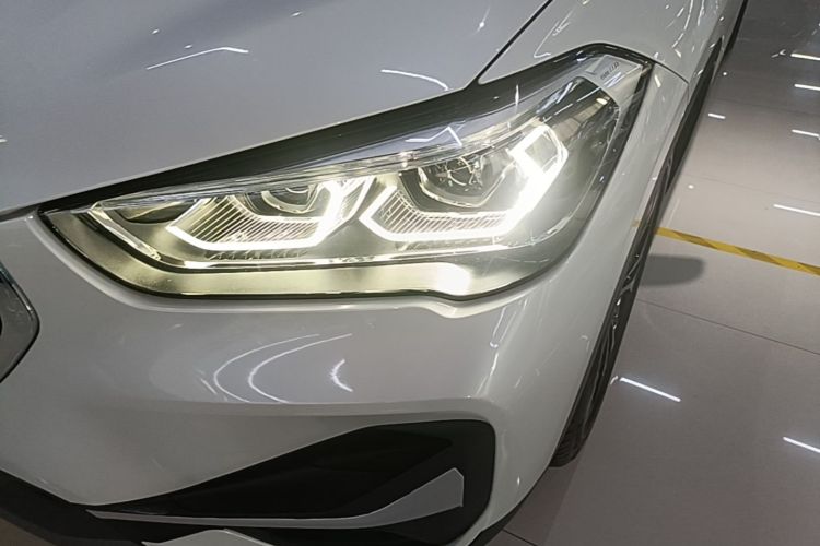 BMW X1 2020 car image #23
