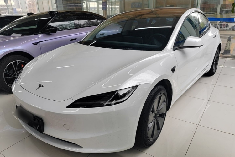 Tesla Model 3 2024 #2 Tesla Model 3 2024 car image #2