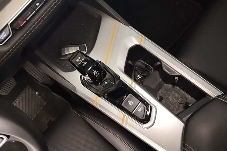 GEELY Emgrand L HiP 2023 #14 GEELY Emgrand L HiP 2023 immagine di auto #14