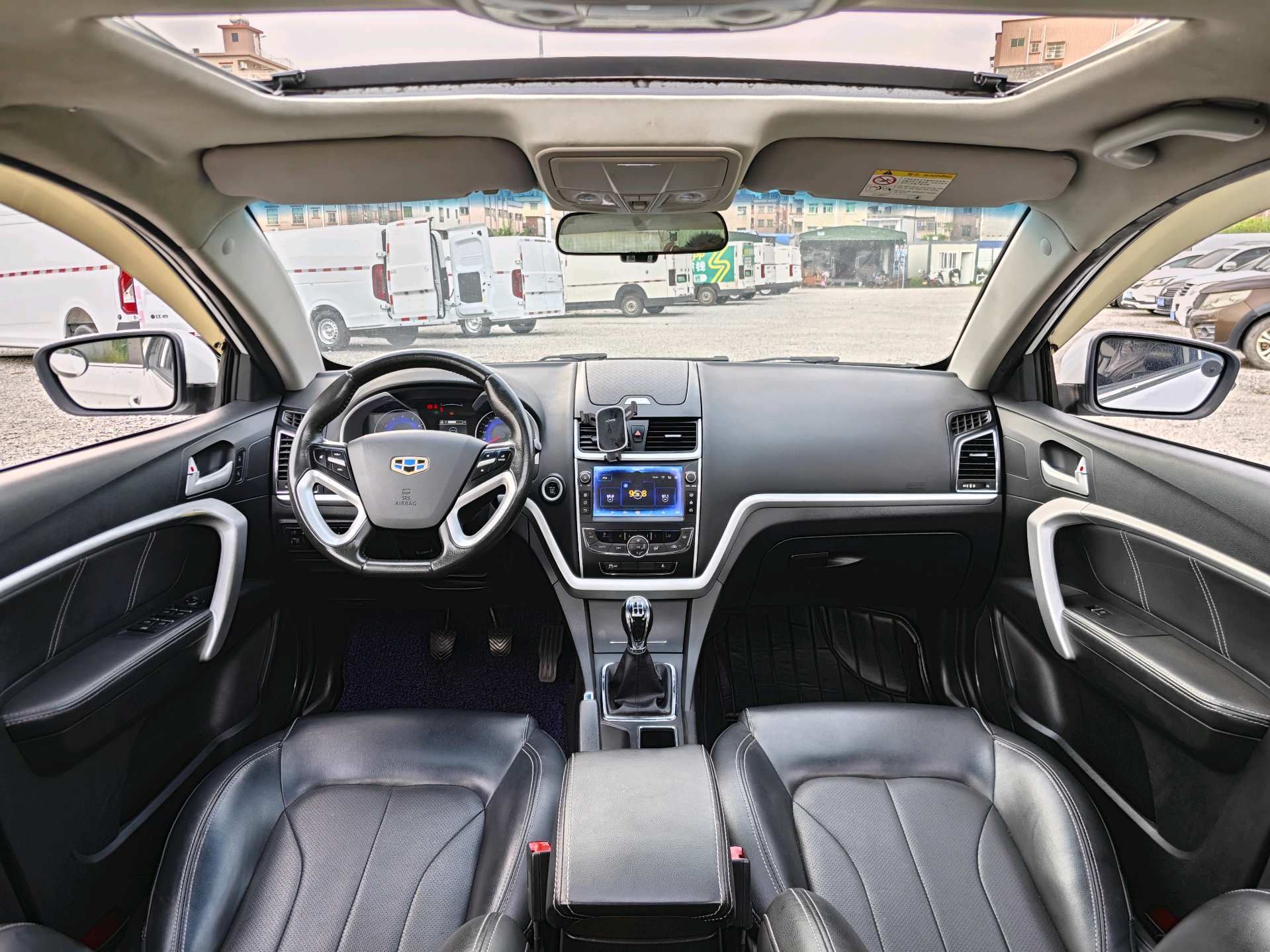 GEELY Emgrand 2016 car image #6