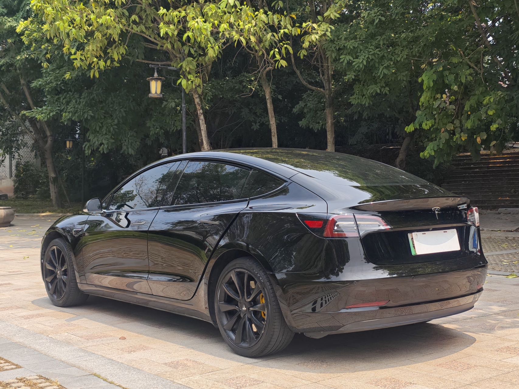 Tesla Model 3 2020 car image #8