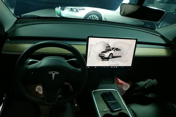 Tesla Model Y 2023 #10 Tesla Model Y 2023 car image #10