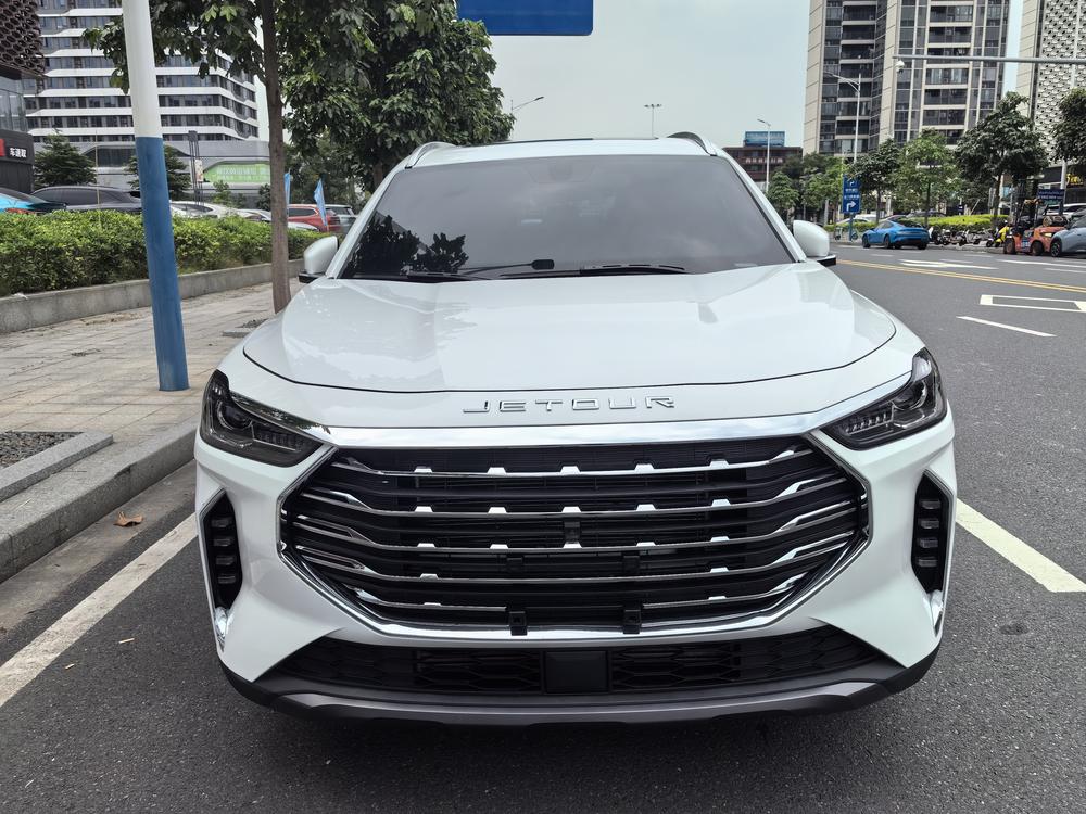Jetour X70 PLUS 2022 car image #2