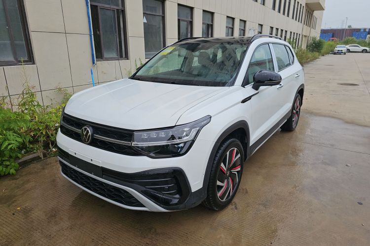 Volkswagen Tharu 2025 car image #2