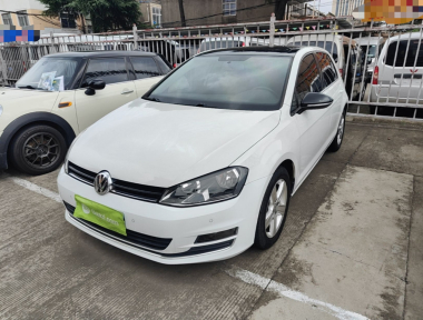 Volkswagen Golf 2017 car image 