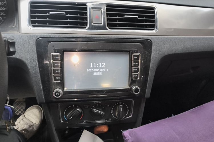 Volkswagen Santana 2016 car image #15