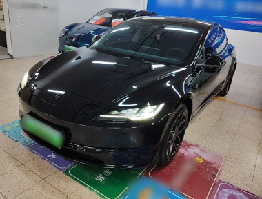 Tesla Model 3 2024 car image 