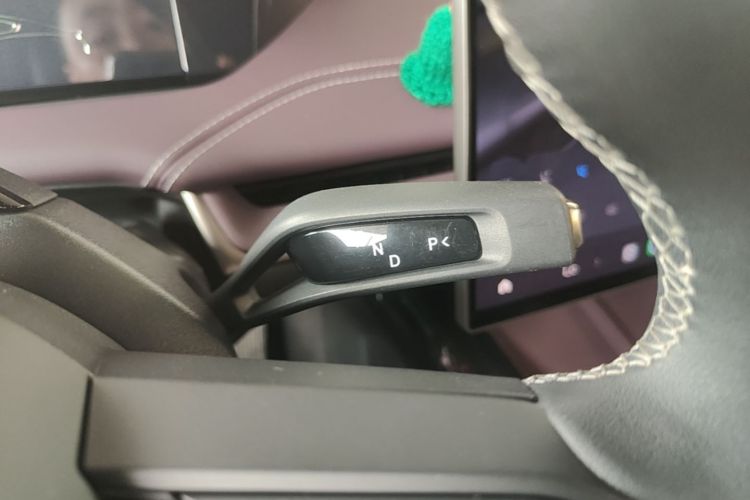MI SU7 2025 car image #18