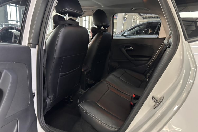 Volkswagen Polo 2018 #9 Volkswagen Polo 2018 car image #9