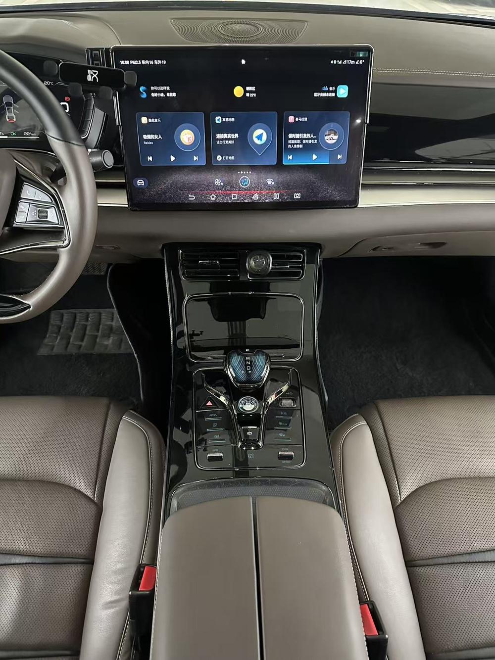 BYD Han 2021 car image #17
