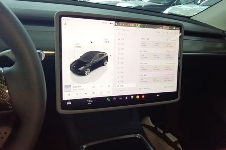 Tesla Model Y 2022 #13 Tesla Model Y 2022 immagine di auto #13