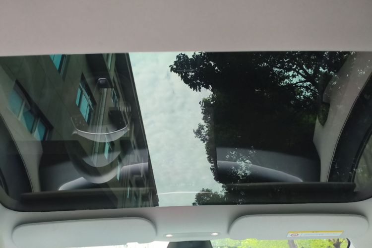 Tesla Model 3 2024 #20 Tesla Model 3 2024 car image #20