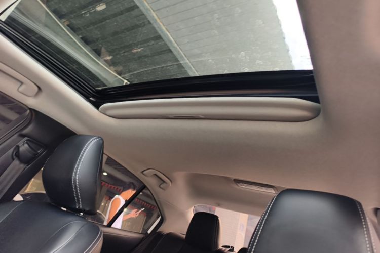 2025 #20 2025 immagine di auto #20