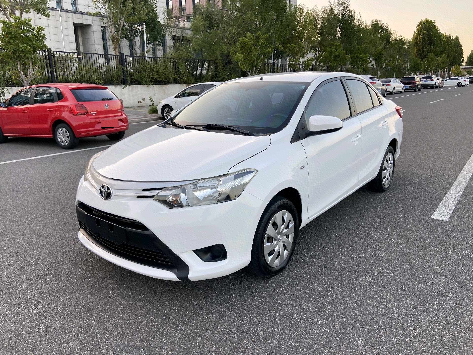 Toyota Vios 2014 Toyota Vios 2014 car image