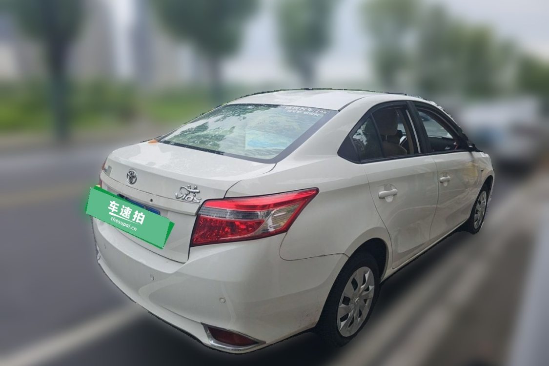 Toyota Vios 2015 car image #4