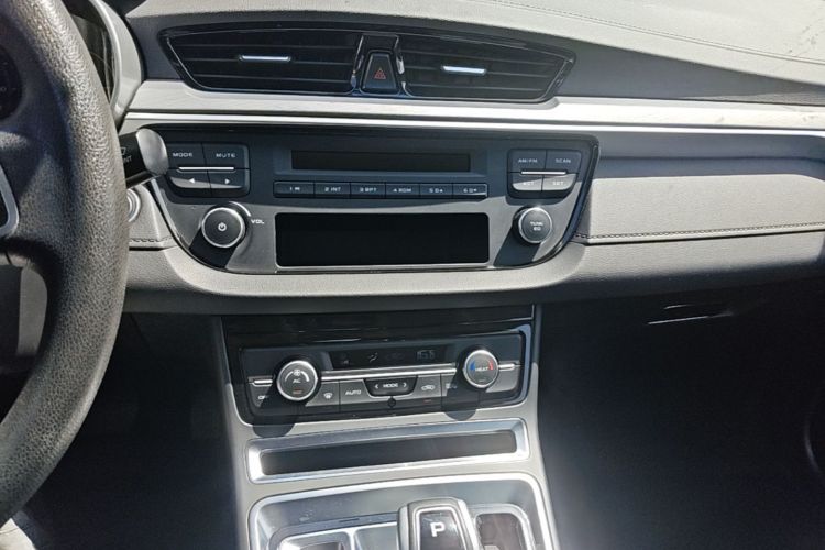 GEELY Emgrand New Energy 2018 car image #15