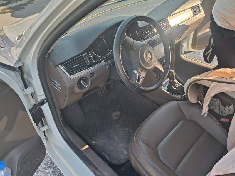 Volkswagen Bora 2013 car image #3
