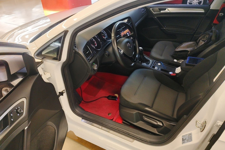 Volkswagen Golf 2018 #16 Volkswagen Golf 2018 car image #16