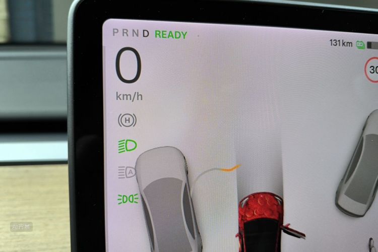 Tesla Model Y 2021 #13 Tesla Model Y 2021 immagine di auto #13