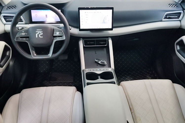 BYD YuanUP 2025 #10 BYD YuanUP 2025 car image #10